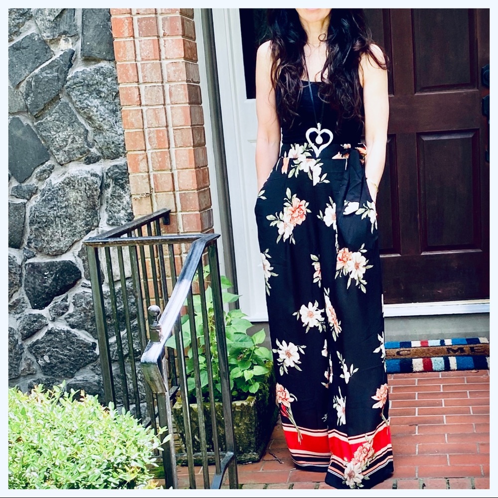 GORGEOUS BLACK FLORAL PRINT WIDE LEG PANTS - Picture 14 of 15